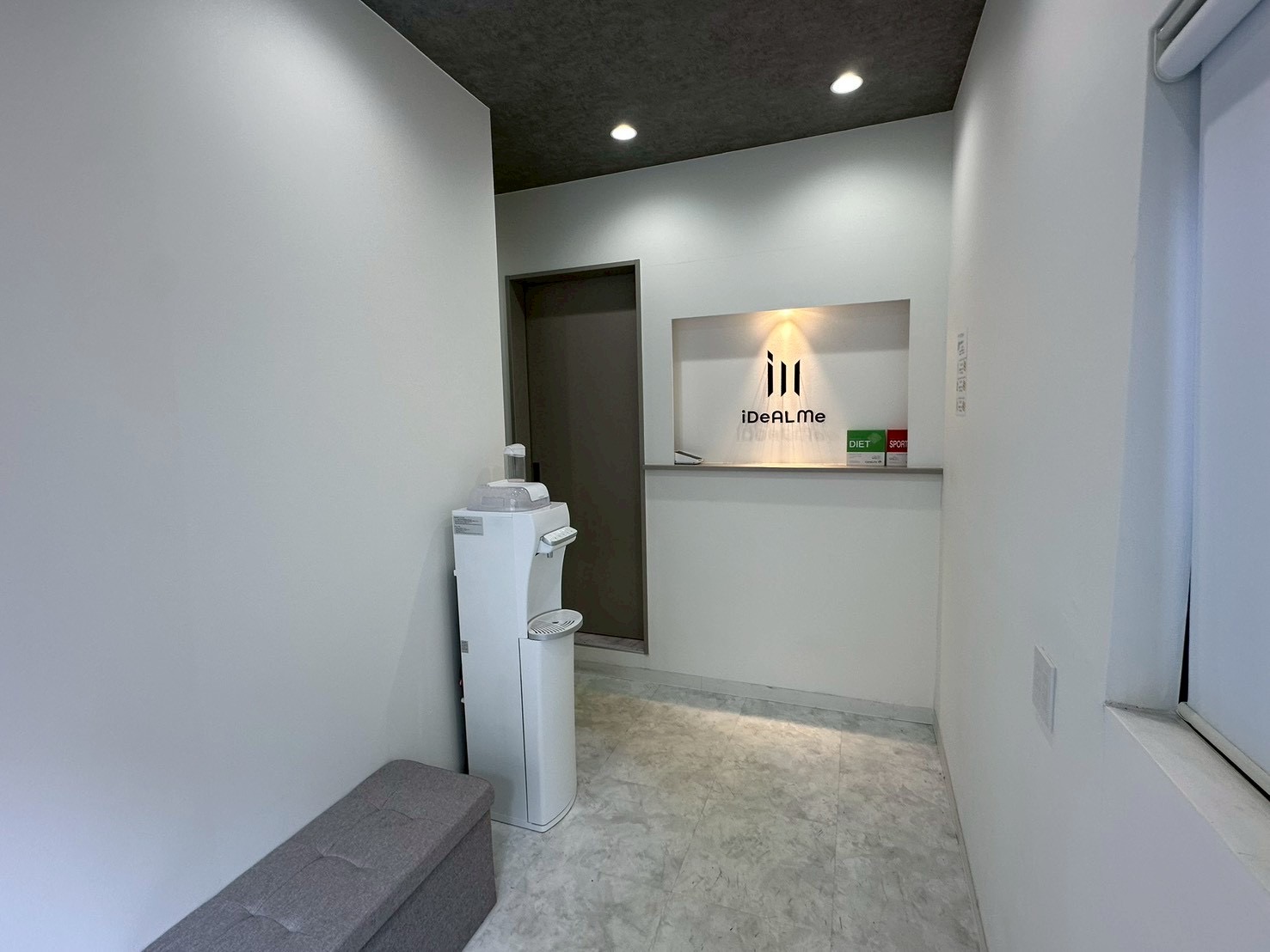 パーソナルジムiDeALMe川崎店 エントランス